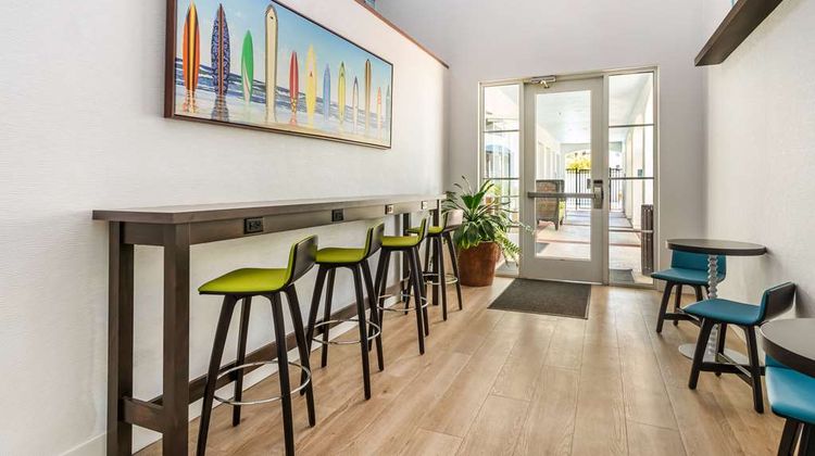 Best Western Plus Capitola By-the-Sea Lobby