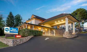 Best Western Cedar Inn & Suites