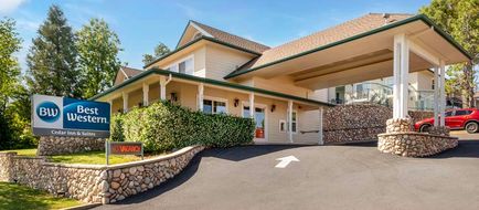 Best Western Cedar Inn & Suites Exterior