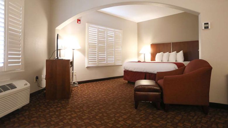 <b>Best Western Lanai Garden Inn & Suites Room</b>. Images powered by <a href="https://iceportal.shijigroup.com/" title="IcePortal" target="_blank">IcePortal</a>.