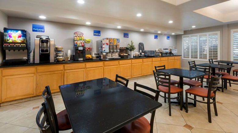 <b>Best Western Lanai Garden Inn & Suites Restaurant</b>. Images powered by <a href="https://iceportal.shijigroup.com/" title="IcePortal" target="_blank">IcePortal</a>.