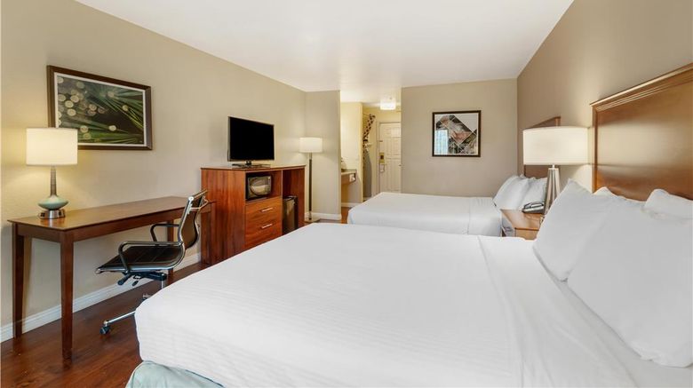 <b>Best Western Plus John Jay Inn & Suites Room</b>. Images powered by <a href="https://iceportal.shijigroup.com/" title="IcePortal" target="_blank">IcePortal</a>.