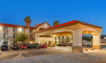 Best Western Plus John Jay Inn & Suites