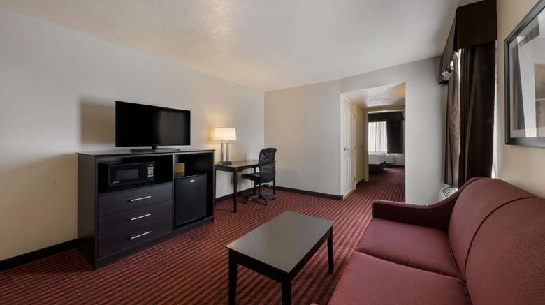 <b>Best Western Plus Salinas Valley Inn Room</b>. Images powered by <a href="https://iceportal.shijigroup.com/" title="IcePortal" target="_blank">IcePortal</a>.