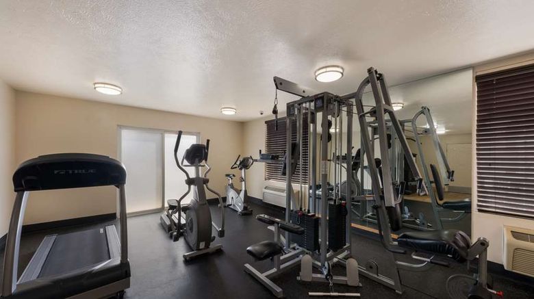 <b>Best Western Plus Salinas Valley Inn Health</b>. Images powered by <a href="https://iceportal.shijigroup.com/" title="IcePortal" target="_blank">IcePortal</a>.