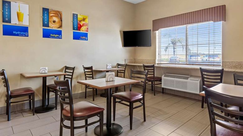 <b>Best Western Liberty Inn Restaurant</b>. Images powered by <a href="https://iceportal.shijigroup.com/" title="IcePortal" target="_blank">IcePortal</a>.