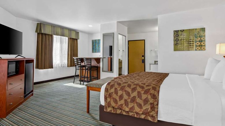 <b>Best Western Liberty Inn Suite</b>. Images powered by <a href="https://iceportal.shijigroup.com/" title="IcePortal" target="_blank">IcePortal</a>.