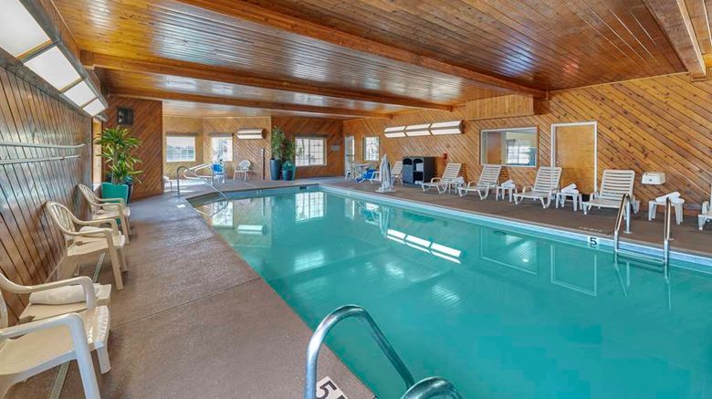 <b>Best Western Liberty Inn Pool</b>. Images powered by <a href="https://iceportal.shijigroup.com/" title="IcePortal" target="_blank">IcePortal</a>.