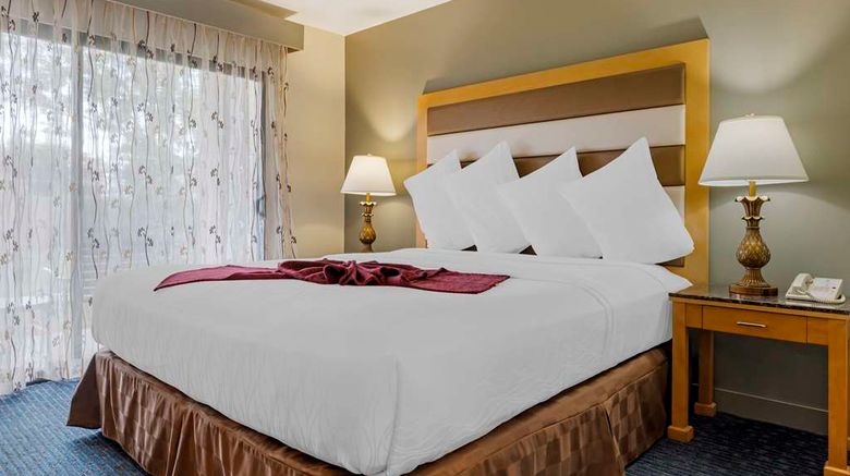 <b>Best Western Plus Palm Desert Resort Suite</b>. Images powered by <a href="https://iceportal.shijigroup.com/" title="IcePortal" target="_blank">IcePortal</a>.