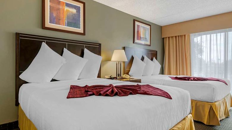 <b>Best Western Plus Palm Desert Resort Room</b>. Images powered by <a href="https://iceportal.shijigroup.com/" title="IcePortal" target="_blank">IcePortal</a>.