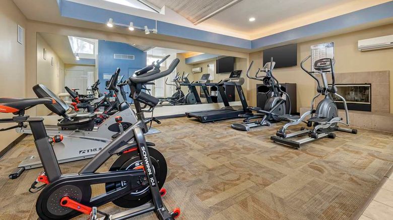 <b>Best Western Plus Palm Desert Resort Health</b>. Images powered by <a href="https://iceportal.shijigroup.com/" title="IcePortal" target="_blank">IcePortal</a>.