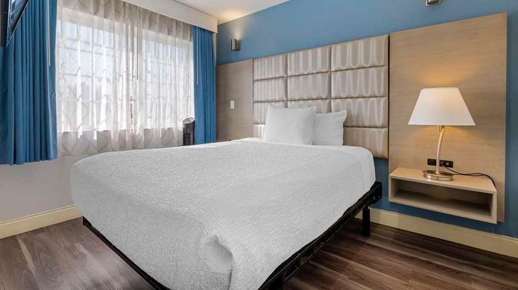 Best Western Orange Plaza Room