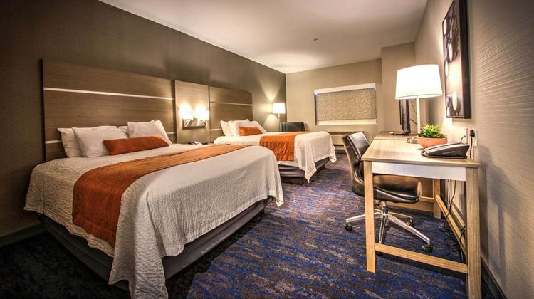 Best Western Plus Media Center Inn Suite Room