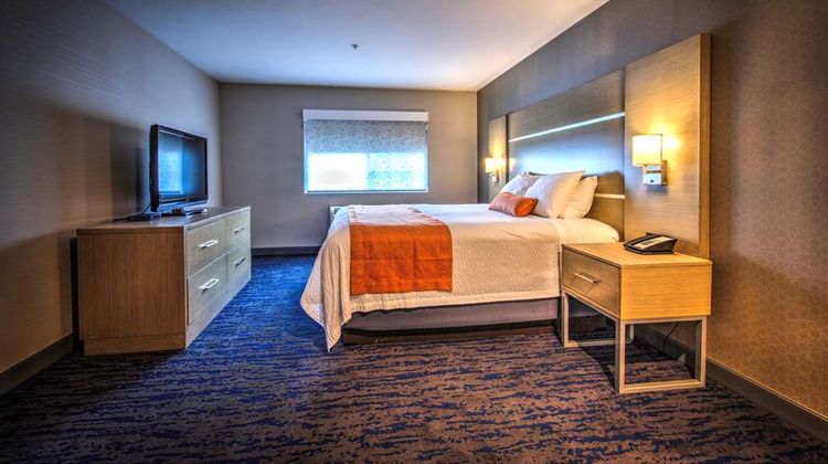 Best Western Plus Media Center Inn Suite Suite