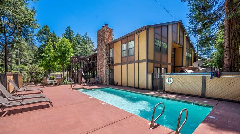 <b>Best Western Stagecoach Inn Pool</b>. Images powered by <a href="https://iceportal.shijigroup.com/" title="IcePortal" target="_blank">IcePortal</a>.