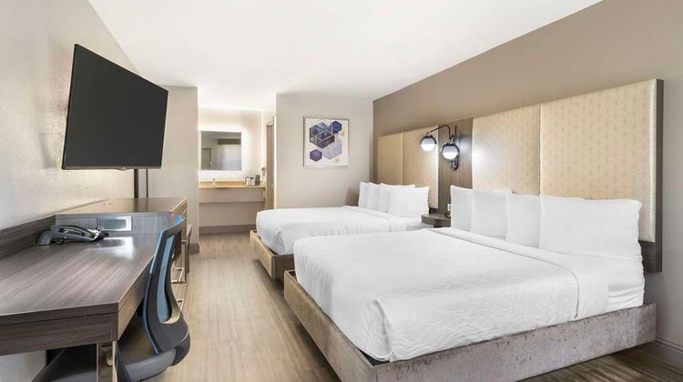 Best Western Marina State Beach Room