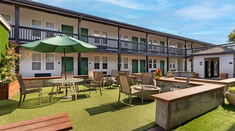 Best Western Marina State Beach Exterior