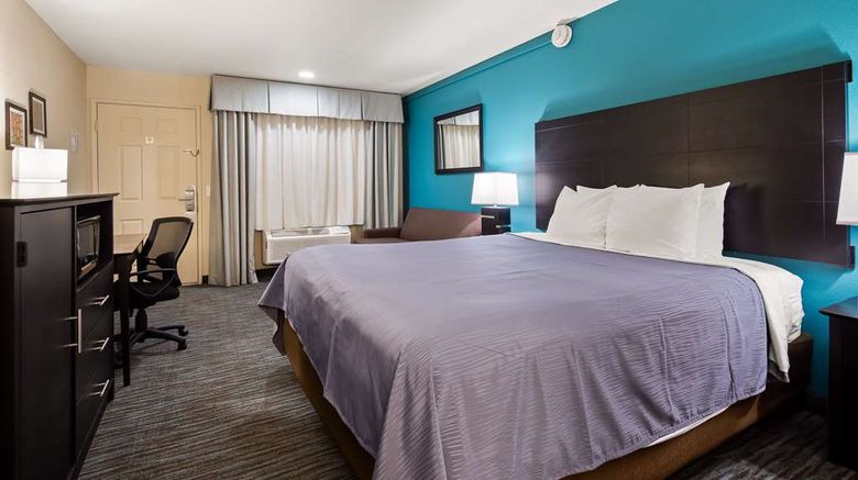 <b>Best Western Apricot Inn Room</b>. Images powered by <a href="https://iceportal.shijigroup.com/" title="IcePortal" target="_blank">IcePortal</a>.