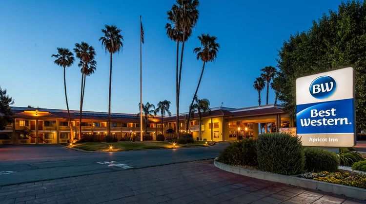 Best Western Apricot Inn Exterior