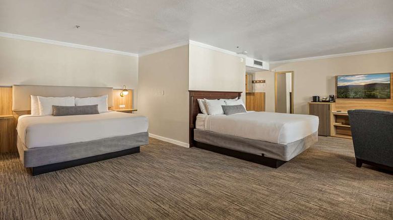 <b>Chateau Big Bear Boutique Hotel, BW Room</b>. Images powered by <a href="https://iceportal.shijigroup.com/" title="IcePortal" target="_blank">IcePortal</a>.