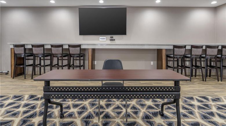 <b>Best Western Plus Hotel at the Conv Ctr Meeting</b>. Images powered by <a href="https://iceportal.shijigroup.com/" title="IcePortal" target="_blank">IcePortal</a>.