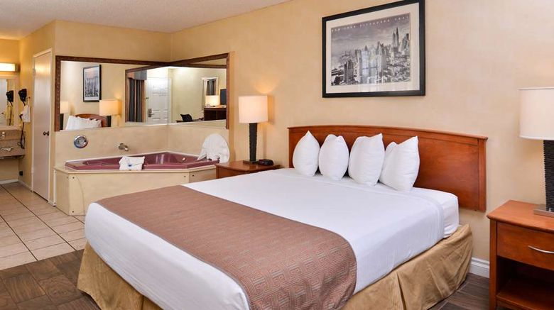 <b>Best Western Palm Garden Inn Room</b>. Images powered by <a href="https://iceportal.shijigroup.com/" title="IcePortal" target="_blank">IcePortal</a>.