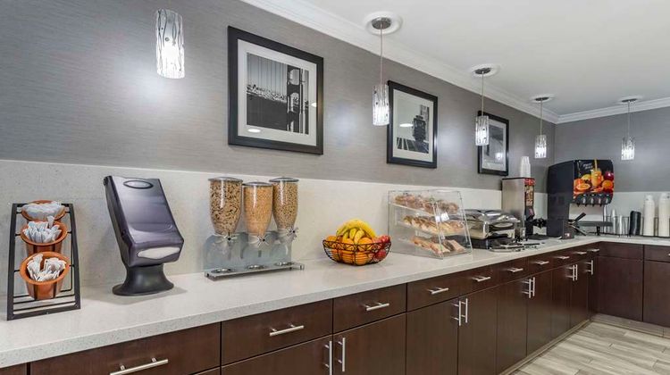 Best Western Plus Vineyard Inn Restaurant