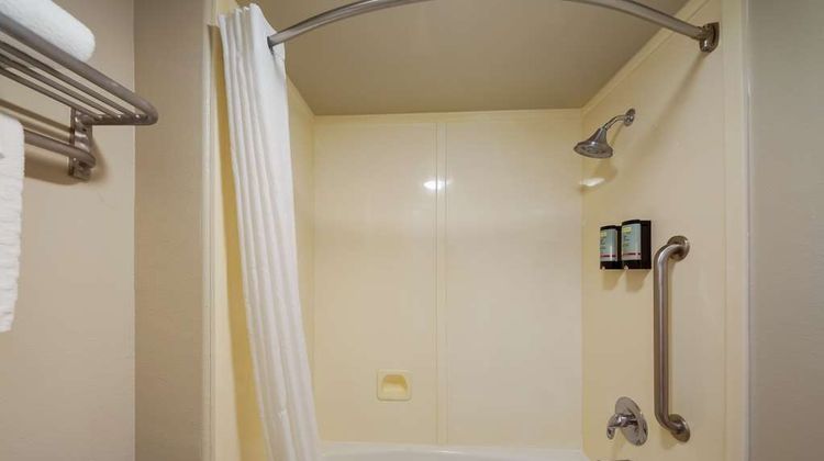 Best Western Inn & Suites Lemoore Room