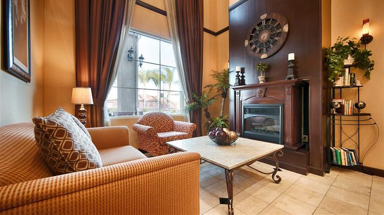 <b>Best Western Plus Route 66 Glendora Inn Lobby</b>. Images powered by <a href="https://iceportal.shijigroup.com/" title="IcePortal" target="_blank">IcePortal</a>.