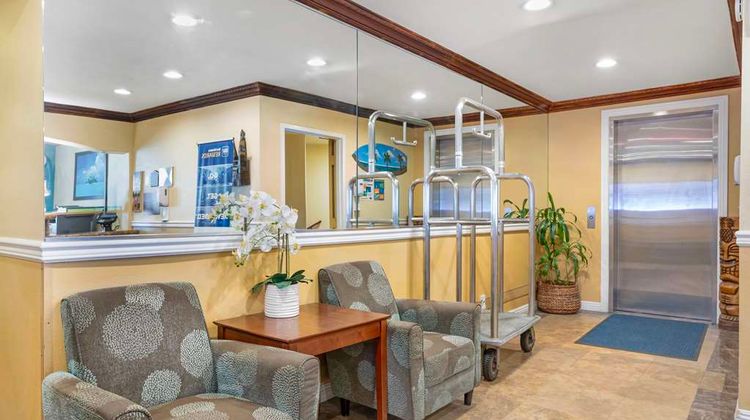 Best Western Harbour Inn & Suites Lobby