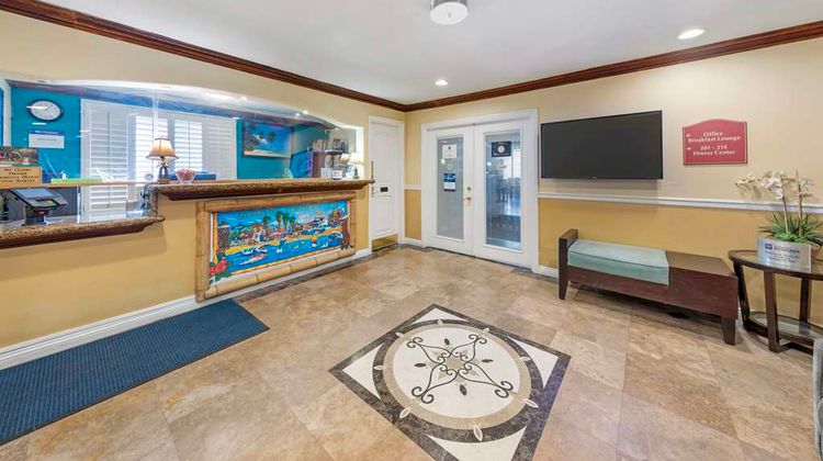 Best Western Harbour Inn & Suites Lobby