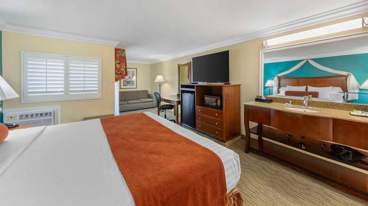 Best Western Harbour Inn & Suites Suite
