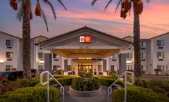 Best Western Plus Lake Elsinore Inn Stes