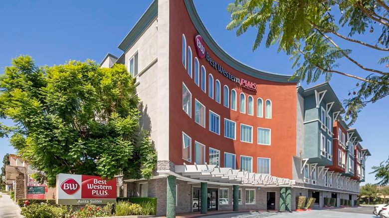 <b>Best Western Plus Avita Suites Exterior</b>. Images powered by <a href="https://iceportal.shijigroup.com/" title="IcePortal" target="_blank">IcePortal</a>.