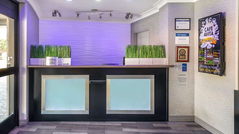 <b>Best Western Plus Avita Suites Lobby</b>. Images powered by <a href="https://iceportal.shijigroup.com/" title="IcePortal" target="_blank">IcePortal</a>.