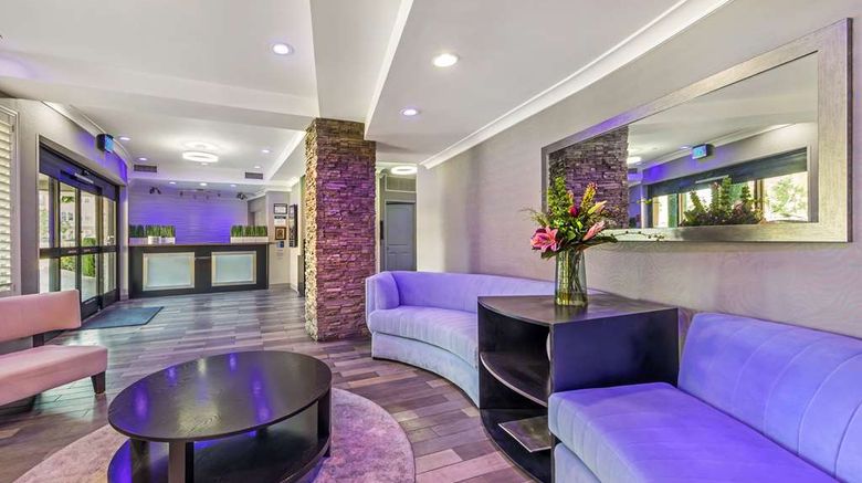 <b>Best Western Plus Avita Suites Lobby</b>. Images powered by <a href="https://iceportal.shijigroup.com/" title="IcePortal" target="_blank">IcePortal</a>.