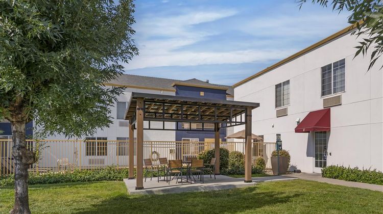 Best Western Plus Twin View Inn & Suites Other