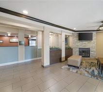 Best Western Plus Twin View Inn & Suites Lobby
