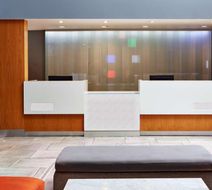 Best Western Plus Meridian Inn & Suites Lobby