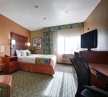 Best Western Plus Fresno Inn Room