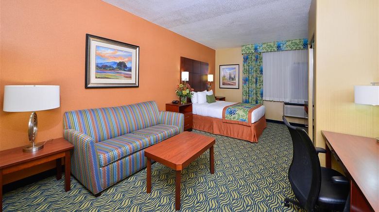 <b>Best Western Plus Fresno Inn Room</b>. Images powered by <a href="https://iceportal.shijigroup.com/" title="IcePortal" target="_blank">IcePortal</a>.