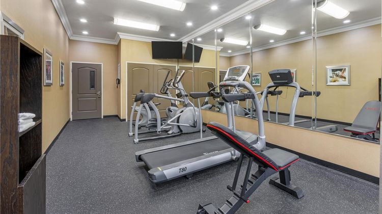 Best Western Plus Wasco Inn & Suites Health