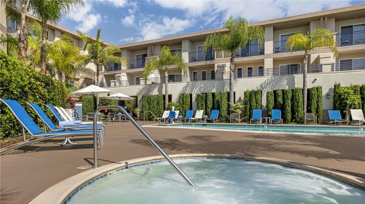 Best Western Plus Marina Gateway Hotel Pool