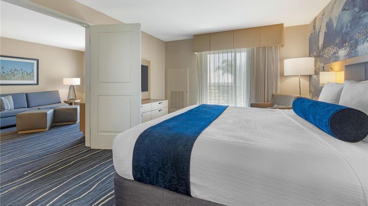 Best Western Plus Marina Gateway Hotel Suite