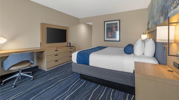 Best Western Plus Marina Gateway Hotel Room