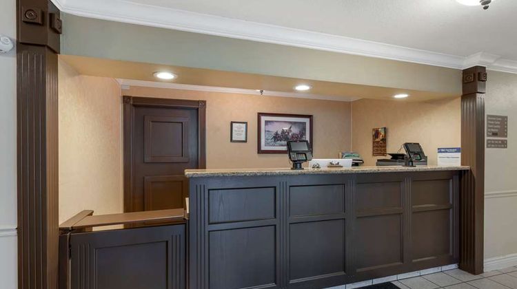 Best Western Colonial Inn Lobby
