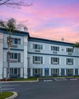 Best Western Colonial Inn