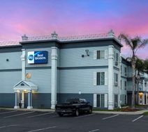 Best Western Colonial Inn Exterior