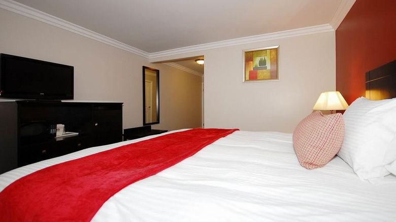 <b>Best Western Burbank Airport Inn Room</b>. Images powered by <a href="https://iceportal.shijigroup.com/" title="IcePortal" target="_blank">IcePortal</a>.