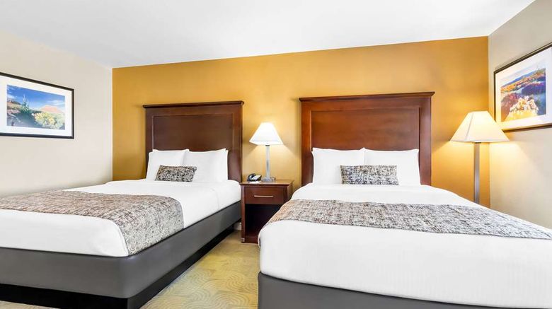 <b>Best Western Inn & Sts California City Room</b>. Images powered by <a href="https://iceportal.shijigroup.com/" title="IcePortal" target="_blank">IcePortal</a>.